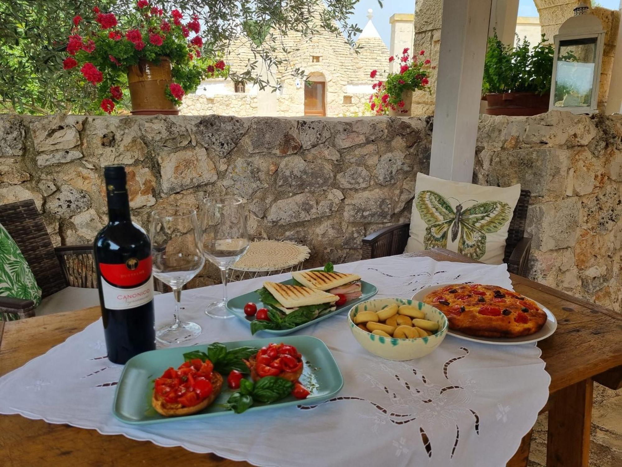 그로타글리에 Trulli Di Spinaruta B&B 외부 사진