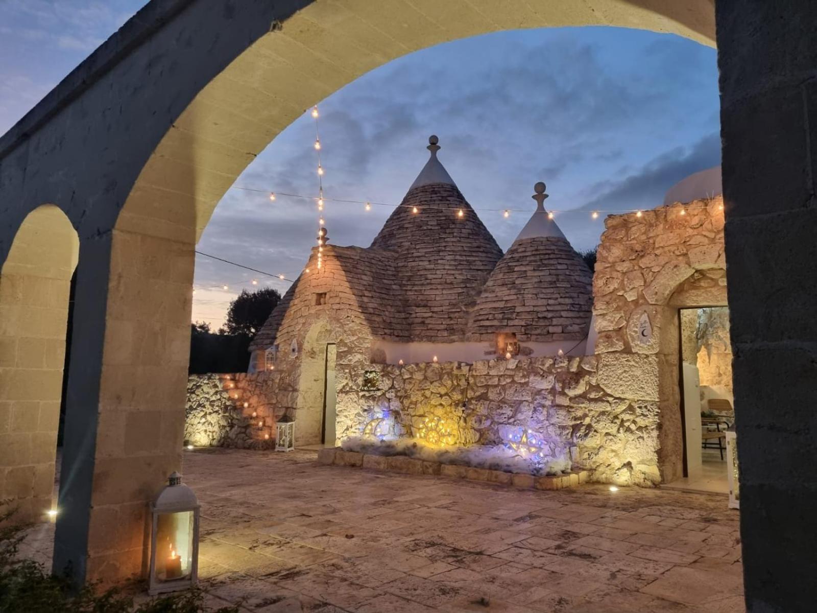 그로타글리에 Trulli Di Spinaruta B&B 외부 사진